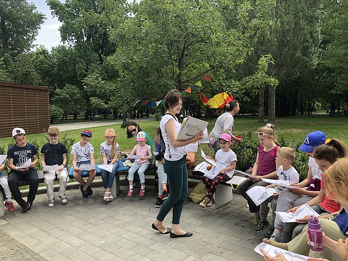 Открытые уроки испанского для детей в Саду им. Баумана